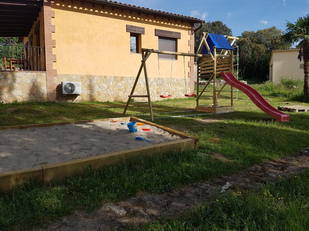 Aviá Casa Climent旅馆 外观 照片